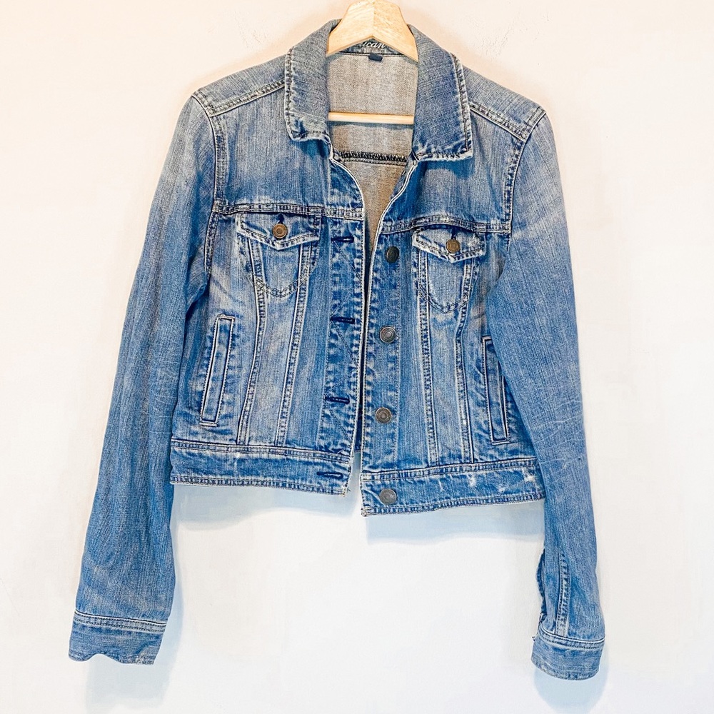 American Eagle Medium Wash Button Down Jean Jacket Size Large